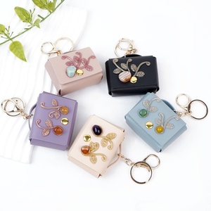 Wholesale Natural Gemstones Crystal Fashion Trend Healing Bag Charm Keychain for Energy Balancing