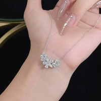 Collana con Pendente in Platino Pt950 con Diamante Coltivato in Laboratorio, Fiore Sbocciante, Collane Regolabili alla Moda per Donne, Pendenti con Diamanti Delicati