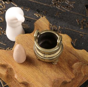 絶妙な小さな香炉香炉アンティークブロンズ彫刻三脚炉模造古い銅アンティークコレクション - Product Image 3