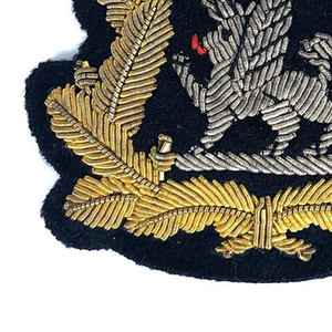 Insignias de Metal al por Mayor OEM, Insignias Bordadas con Hilo Metálico, Insignias Bordadas Hechas a Mano Personalizadas - Product Image 6