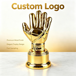 Trophée <span class=keywords><strong>Gant</strong></span> d'Or Personnalisé pour <span class=keywords><strong>Gardien</strong></span> <span class=keywords><strong>de</strong></span> <span class=keywords><strong>But</strong></span> – Métal Brillant – Gravure Personnalisée – Récompense Annuelle <span class=keywords><strong>de</strong></span> Football - Product Image 1