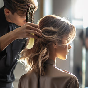 Peigne à <span class=keywords><strong>chignon</strong></span> professionnel en nylon en forme de S pour coiffure de soirée, peigne à touffes pour salon de coiffure - Product Image 6