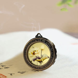 Reproductor MP3 con Diseño de Loto y Caja de Buda, Receptor de Música BT50, Colgante Recargable con Ranura para Tarjeta para Cantar y Rezar - Product Image 4