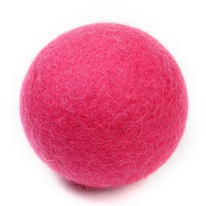 Balles à linge colorées en laine XL fait à la main, 1 pièce, gel pour le tissu naturel, rouge impérial organique, 1000 + charges, - Product Image 2