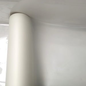 Rollo de película DTF de 75 micras para impresora de transferencia de calor Impresión de prendas | Peel en caliente Peel en frío de doble cara | Película de PET de transferencia de calor - Product Image 5