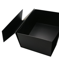 Boîte cadeau magnétique noire extra large avec logo en feuille d'or dossiers laminés mats