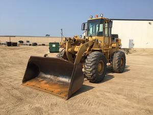 Chargeuses sur chenilles Cat 936E 938F 988F 966G 950G 966H 966 980 988 936 938 H d'occasion pour travaux de construction - Product Image 2