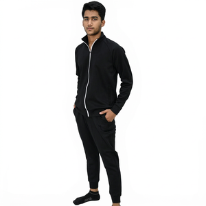 Chándal con cremallera sólida sin estampado |   Tela Técnica de Forro Polar de 320 g/m² |   Bordado de Logotipo Personalizado |   Fabricante de Sialkot, Pakistán 2026 - Product Image 1