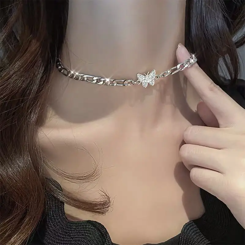 유럽과 미국의 럭셔리 풀 다이아몬드 나비 칼라 체인 여성용 다목적 목걸이