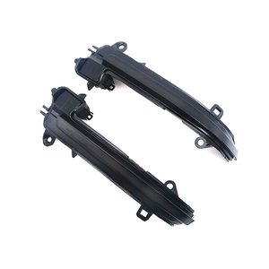 ไฟเลี้ยวกระจกมองหลัง F18 แบบไดนามิก LED พร้อมไฟเลี้ยวแบบน้ำไหล กระจกรมดำ ไฟเลี้ยวแบบไดนามิก - Product Image 2