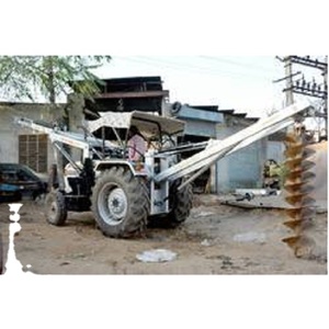 Perforadora de Postes Montada en Tractor PTPR de 30 Metros, Aprobada por ISO, Nueva, para Perforación de Hoyos para Postes - Product Image 1