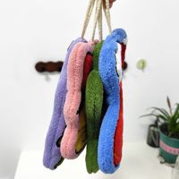 FF6240 Serviette de Noël en polaire corail brodée avec sapin et cloche, pour décoration de Noël à suspendre, vente en gros