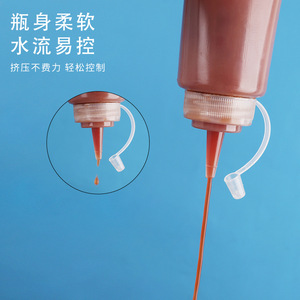 Bouteille en plastique à presser avec bec verseur pointu translucide pour la distribution de sauces et d'huiles, plusieurs spécifications, logo personnalisable - Product Image 1