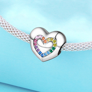 Bracelet original en perles de cuivre blanc - pendentif en perles en forme de cœur arc-en-ciel, un accessoire personnalisé adapté aux hommes et aux femmes - Product Image 2