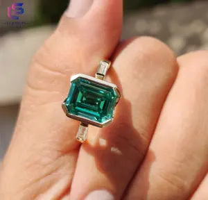 4.0 carat dark green gemstoe three stone emerald cut moissanite ring for women 18k real gold