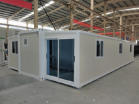 Maison préfabriquée de luxe XH de 20 pieds, design moderne, 2 chambres, villa, bureau, entrepôt, panneaux sandwich, prête à l'emploi, avec piscine
