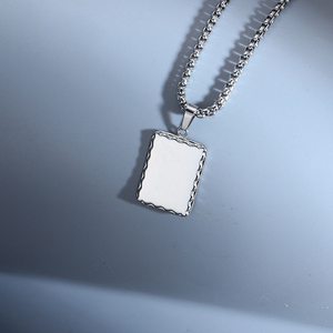 ヴィンテージパンクバイキング風　パーソナライズスクエアステンレススチールファッションジュエリーペンダントネックレス　メンズ卸売メーカー　<span class=keywords><strong>2026</strong></span> - Product Image 2