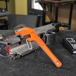 Có thể điều chỉnh OEM 14 "<span class=keywords><strong>Heavy</strong></span> <span class=keywords><strong>Duty</strong></span> xiên Ống cờ lê với CRV hàm 135 độ góc Dụng cụ cầm tay cho ống phù hợp - Product Image 6