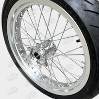 Jeu de roues argentées Sur-Ron Ultra Bee 17 pouces, construction robuste, Plug & Play, rayons haute résistance 110/70-17 et 140/60-17