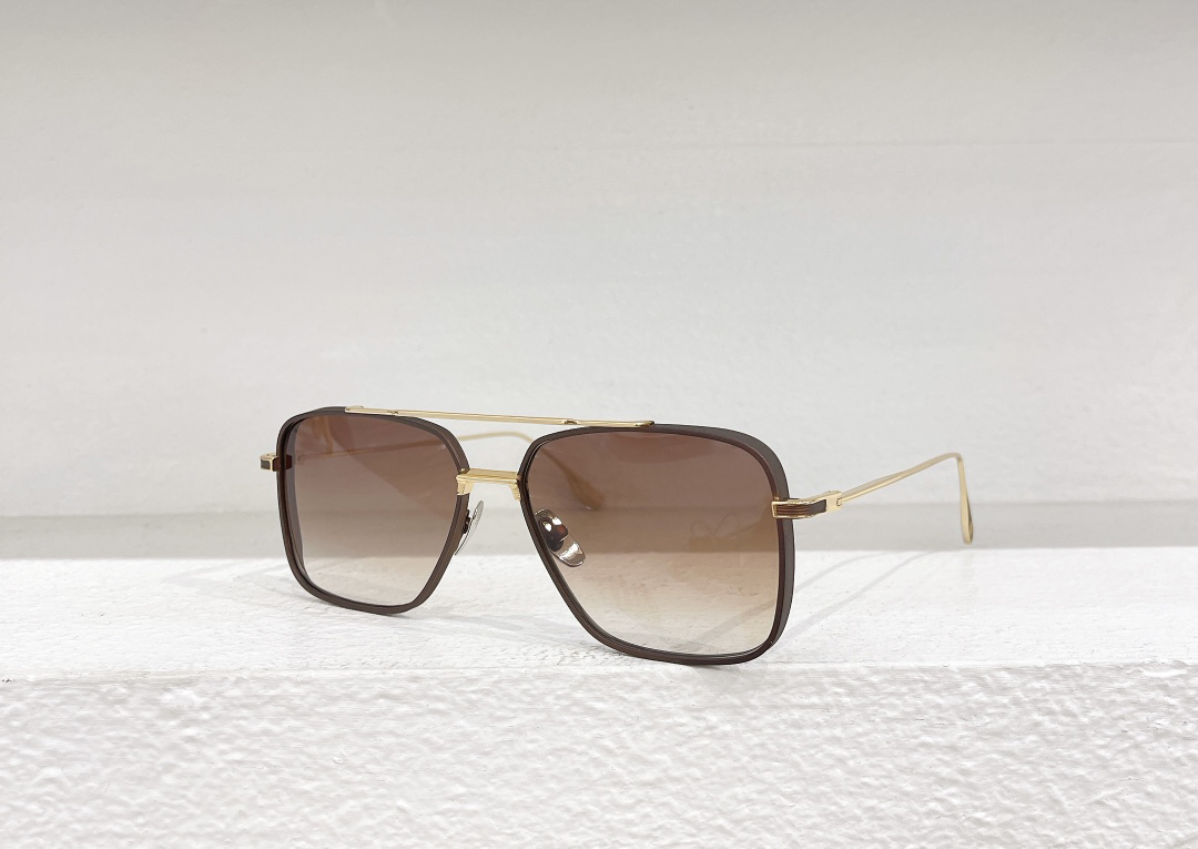 Gradient Brown (เฉพาะแว่นกันแดด ไม่มีกล่อง)