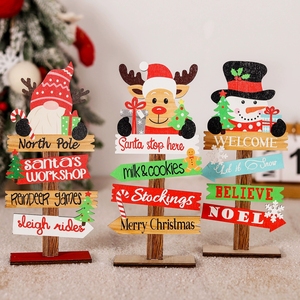 Centre de table rustique de Noël en bois avec figurines de Père Noël, bonhomme de neige et rennes pour la décoration de table, de cheminée et de la maison - Product Image 2