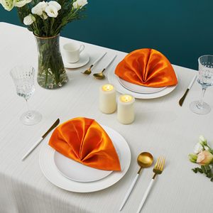 Serviettes de St. Patrick en satin de trèfle de fournisseur d'assurance commerciale, vert irlandais pour la décoration de fête de pub et de festival - Product Image 2