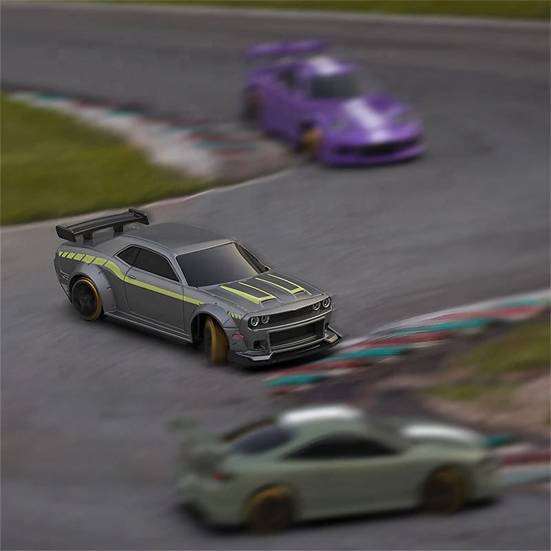 新しいTurbo Racing C65 1/76 RCドリフトカーRTRとジャイロ
