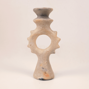 Portavelas de Cerámica Blanco Hecho a Mano, Base de 7 cm y Altura de 21 cm, Hecho en Tennessee, Opción de Logotipo Personalizado para Pascua - Product Image 5