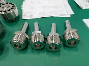 Pièces <span class=keywords><strong>de</strong></span> machines en plastique et caoutchouc <span class=keywords><strong>de</strong></span> haute qualité en gros : Vis, barillet et <span class=keywords><strong>buse</strong></span> pour machine <span class=keywords><strong>de</strong></span> moulage par injection - Product Image 2