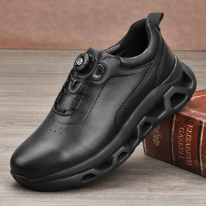 Chaussures de marche pour hommes en cuir véritable, bout rond, respirantes, semelle intermédiaire en EVA, semelle extérieure en caoutchouc, baskets décontractées épaisses pour l'automne - Product Image 1