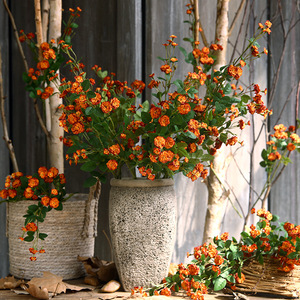 ดอกกุหลาบประดิษฐ์ ยี่ห้อ Yihua Floral Art  ดอกไม้ประดับผ้าไหม สีเหลือง สีส้ม สีแดง ช่อดอกไม้ตกแต่งบ้าน - Product Image 4