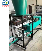 Machine de moulage de blocs nutritifs non tissés, machine de remplissage de sacs de culture de légumes, machine de remplissage de terre, machine de rempotage biodégradable sans sac