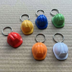 Mini porte-clés casque de chantier - Porte-clés casque de construction personnalisé imprimé par transfert thermique - Cadeau promotionnel de sécurité en gros - Product Image 4