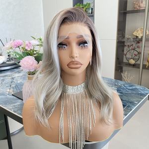 Perruque synthétique ondulée blonde ombrée avec dentelle, pré-épilée, partie libre 13x4, en fibre Futura, sans colle - Product Image 5