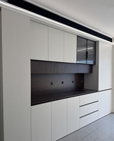 Aparador Moderno de Madera para Sala de Estar, Personalizado, con Iluminación LED, Marco de Aluminio y Puerta de Vidrio, Venta Caliente del Fabricante