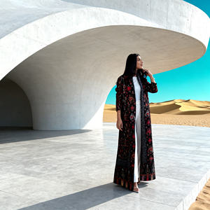 Abaya Elegante de Poliéster con Estampado Plisado Personalizada para Mujeres Musulmanas, Vestido de Alta Calidad para Ocasiones Especiales, Venta al Por Mayor - Product Image 4