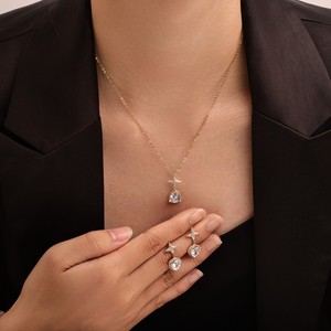 Conjunto de Collar y Pendientes de Estrella de Aleación de Cobre para Mujer, Joyería Fina con Engaste de Garra, Ideal para Fiestas, Origen Yiwu - Product Image 1