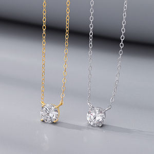 Collier pendentif femme en argent sterling 925 de haute qualité Solitaire VVS1 Moissanite 6mm certifié GRA - Product Image 2