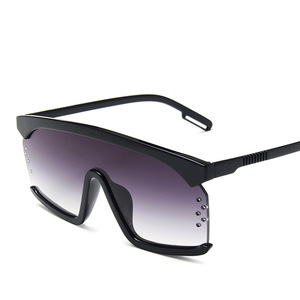 Nouvelles Lunettes de Soleil Carrées 2019 pour Hommes et Femmes avec Logo Personnalisé, Monture PC, Protection UV400, Grand Cadre Type Bouclier - Product Image 4