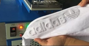 שקוף גלם הבלטות לוגו מסך הדפסת סיליקון גומי 3d טקסטיל דיו חום עיתונות על בד - Product Image 3