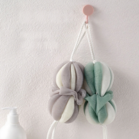 Matériau sûr couleur unie luffa boule de bain éponge douche pouf exfoliant maille éponge de bain pour le nettoyage