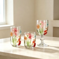 Verres à boire en verre sans plomb, verres à vin créatifs peints à la main, design floral vintage en relief