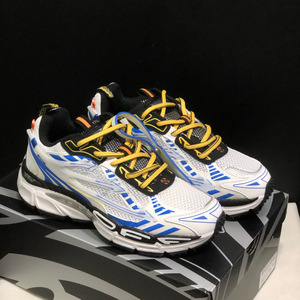 <span class=keywords><strong>Baskets</strong></span> Off-White style Dad Shoes pour couples, tendance et de haute qualité, couleur unie, intérieur. - Product Image 4