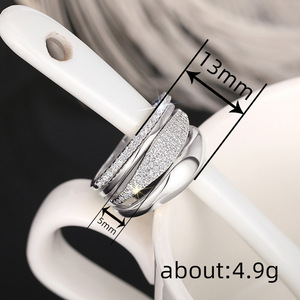 Set di Quattro Anelli Minimalisti Impilabili per Donna, Gioielli da Matrimonio - Product Image 5