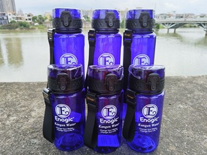 Bouteille d'eau <span class=keywords><strong>sport</strong></span> en plastique violet-bleu 500 ml / 1 L pour activités de plein air, type <span class=keywords><strong>Kangen</strong></span> - Product Image 3