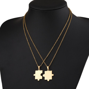 Collier Puzzle géométrique assorti en acier inoxydable gravé personnalisé à la mode chaîne à maillons plaqués or pour les couples - Product Image 6