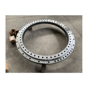 Cojinete giratorio para sistema de elevación de bote salvavidas en helipuerto de cubierta giratoria - Product Image 1