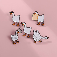 Offre Spéciale mignon dessin animé canard oie avec des lunettes de soleil pain Rose marteau forme Badge doux émail épinglette