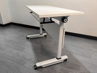 Table de formation commerciale avec roulettes, cadre métallique réglable en hauteur, bureau pour salle de classe, mobilier scolaire