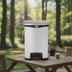Cestino per Rifiuti Commerciale Rubbermaid con Pedale Frontale in Acciaio Inox da 50 L - Product Image 3